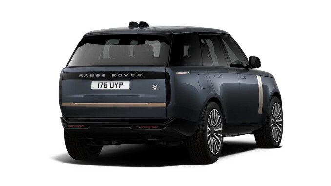 Land Rover Range Rover 3.0 P550e SV 4dr Auto [NI] Estate - Image 3